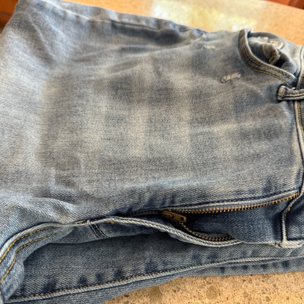 Judy Blue Straight Fit Raw Hem Stretch Jeans